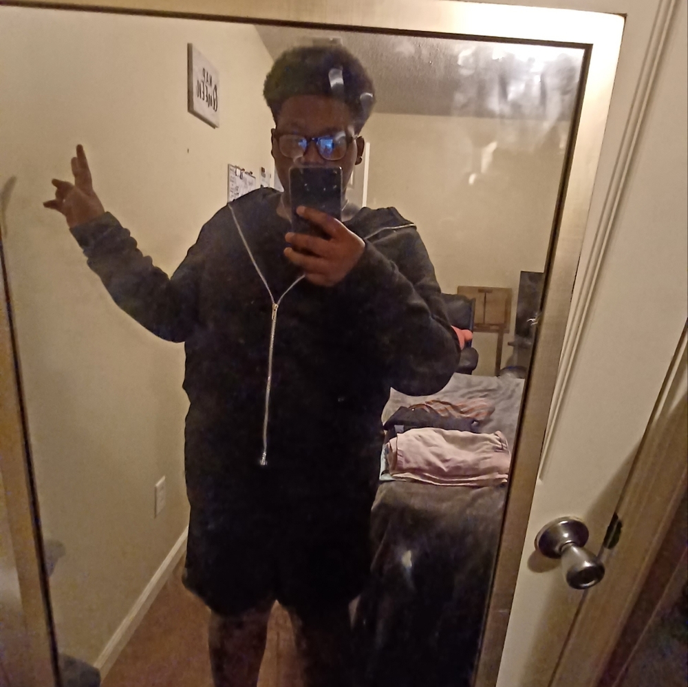 Me🩶 - Picture 3 of 4